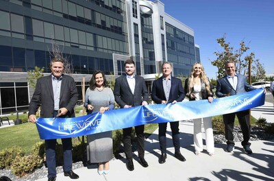 LifeWave leaders celebrate the grand opening of the new headquarters which will serve as the epicenter of LifeWave’s operations, housing its futuristic welcome center.