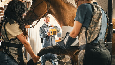 SmartRotate™  for Equine automatically gets the radiograph image in the right orientation, enabling significant time savings, says David R. Celella, DVM, Owner of Rockwall Equine Center in Terrell, Texas.