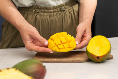 Daily fresh mango intake may support postmenopausal heart and metabolic health, according to new research published in the Journal of American Nutrition Association by UC Davis