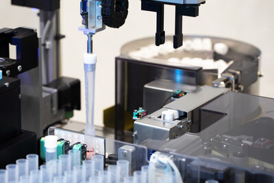 Transfers up to 10 mL of urine into as many as 9 secondary tubes, with automatic labeling and recapping.