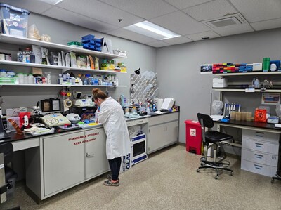 CELLS BioMakerSpace at FITCI