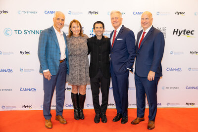 The Cannata Report announced winners of the Frank Awards at its 40th Annual Awards and Charities Gala. L to R: Jim Coriddi, chief dealer officer, dealer division Ricoh USA; Laura Blackmer, president, dealer sales, Konica Minolta; CJ Cannata, President and CEO, The Cannata Report; Larry White, president, Toshiba America Business Solutions, and Mike Marusic, president and CEO, Sharp.