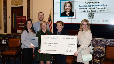 Nancy Gaudet, Founder of Type One Families, receives Health Access Hero award from Sun Life and DentaQuest, at the American Diabetes Association's State of Diabetes annual event. (From L:R): Devon Fernald, Sun Life, John Altieri, Sun Life, Kaitlin Hamilton, Sun Life, Nancy Gaudet, Type One Families, Farrah Phillipo, DentaQuest, a Sun Life company. Location: Edward Kennedy Institute, Boston
