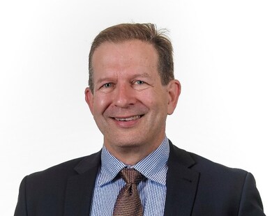 CEO Ferronova, Stewart Bartlett