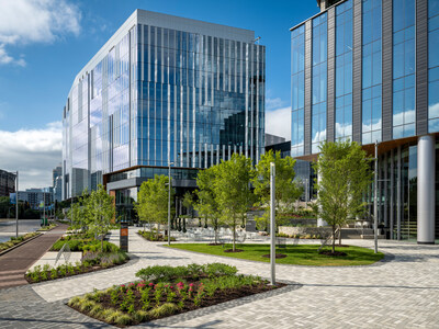 The Pearl officially opened its door in June 2025, marking a transformative milestone in health care innovation. Developed through a visionary public-private partnership led by Advocate Health and Wexford Science & Technology, The Pearl unites cutting-edge medical education, research and technology to drive collaboration and economic growth. Anchored by the Charlotte campus of Wake Forest University School of Medicine and IRCAD North America, a global leader in surgical training, The Pearl is positioned as a global destination for medical advancement. The Pearl officially opened its door in June 2025, marking a transformative milestone in health care innovation. Developed through a visionary public-private partnership led by Advocate Health and Wexford Science & Technology, The Pearl unites cutting-edge medical education, research and technology to drive collaboration and economic growth. Anchored by the Charlotte campus of Wake Forest University School of Medicine and IRCAD North America, a global leader in surgical training, The Pearl is positioned as a global destination for medical advancement.